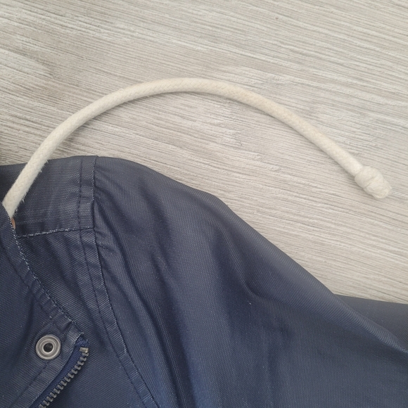 Rain Jacket! - Picture 5 of 6